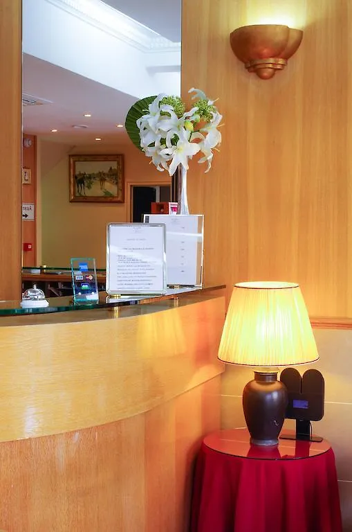 Hotel Le Clery Paris 4*,