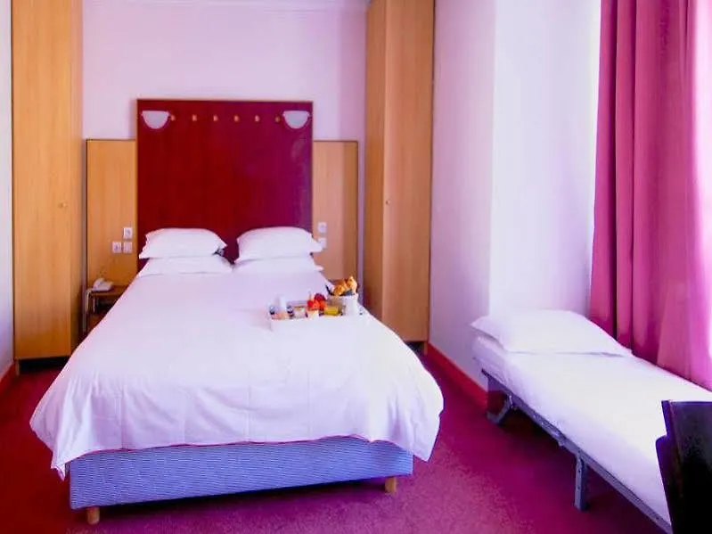 Hotel Le Clery Paris