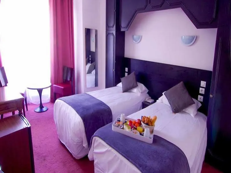 Hotel Le Clery Paris