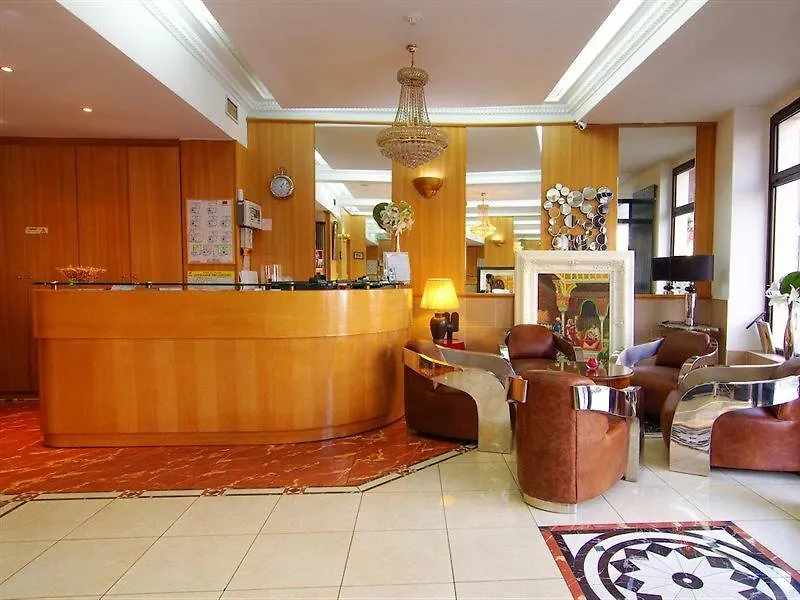 Hotel Le Clery Paris