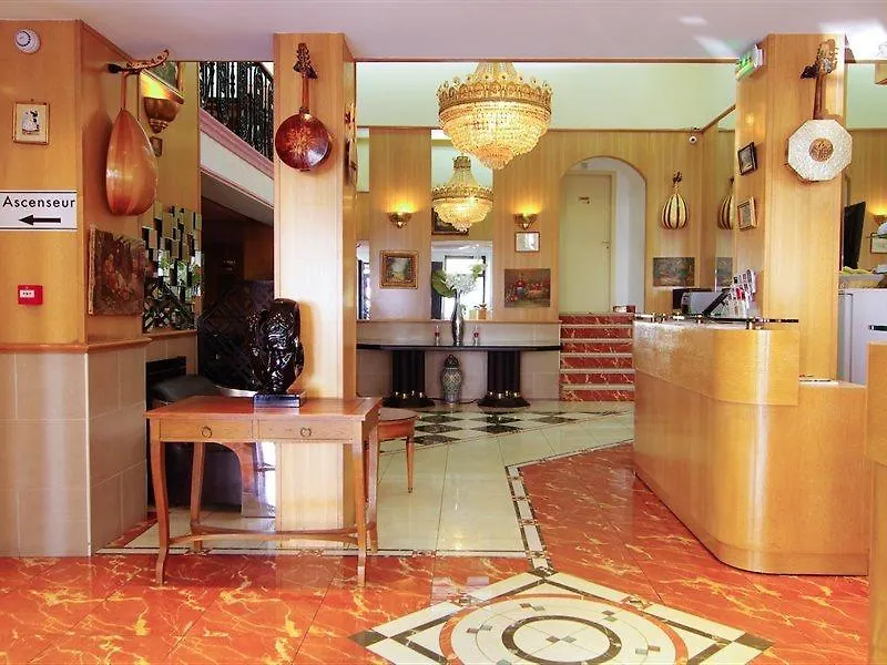 Hotel Le Clery Paris France