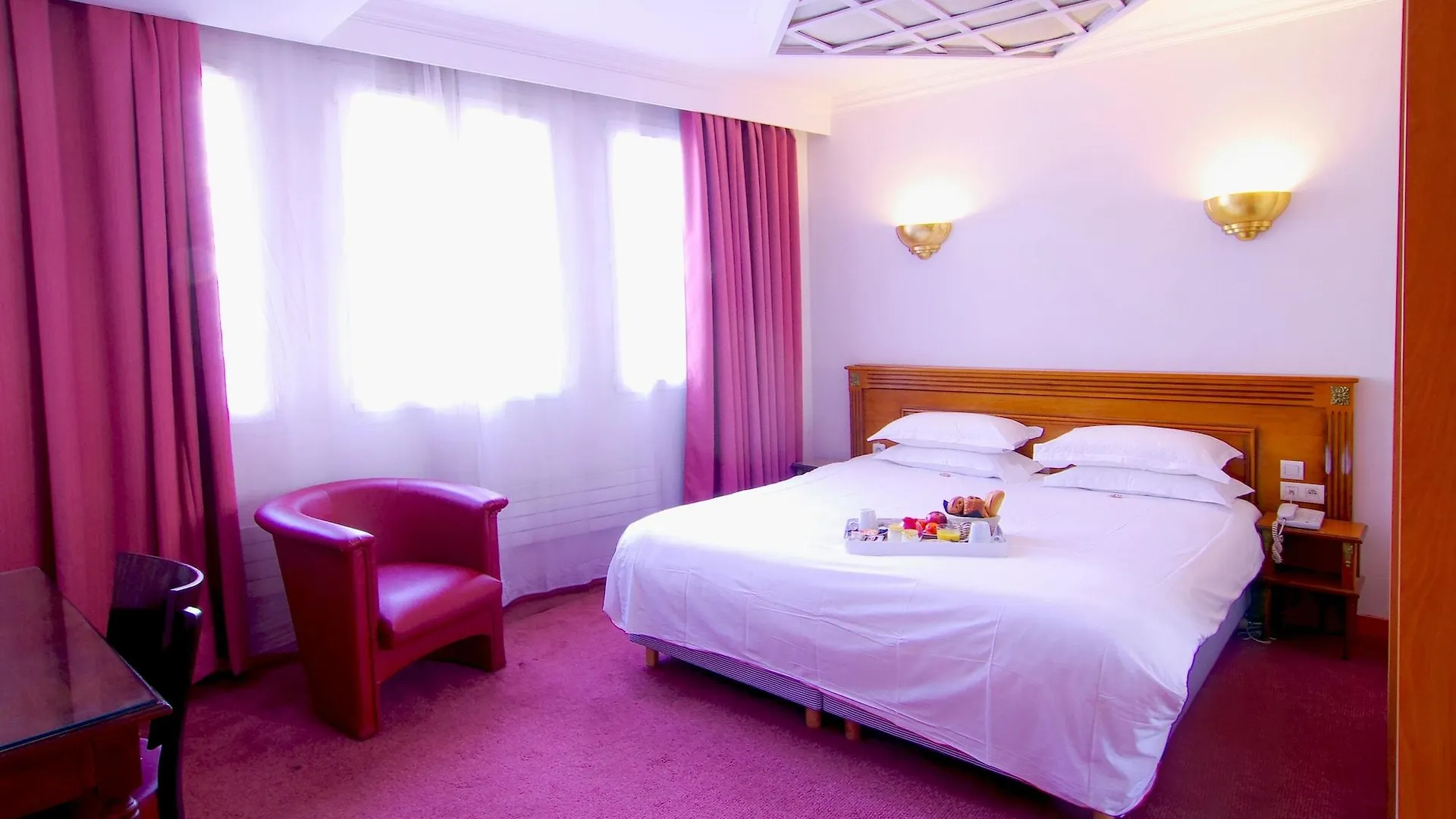 Hotel Le Clery Paris
