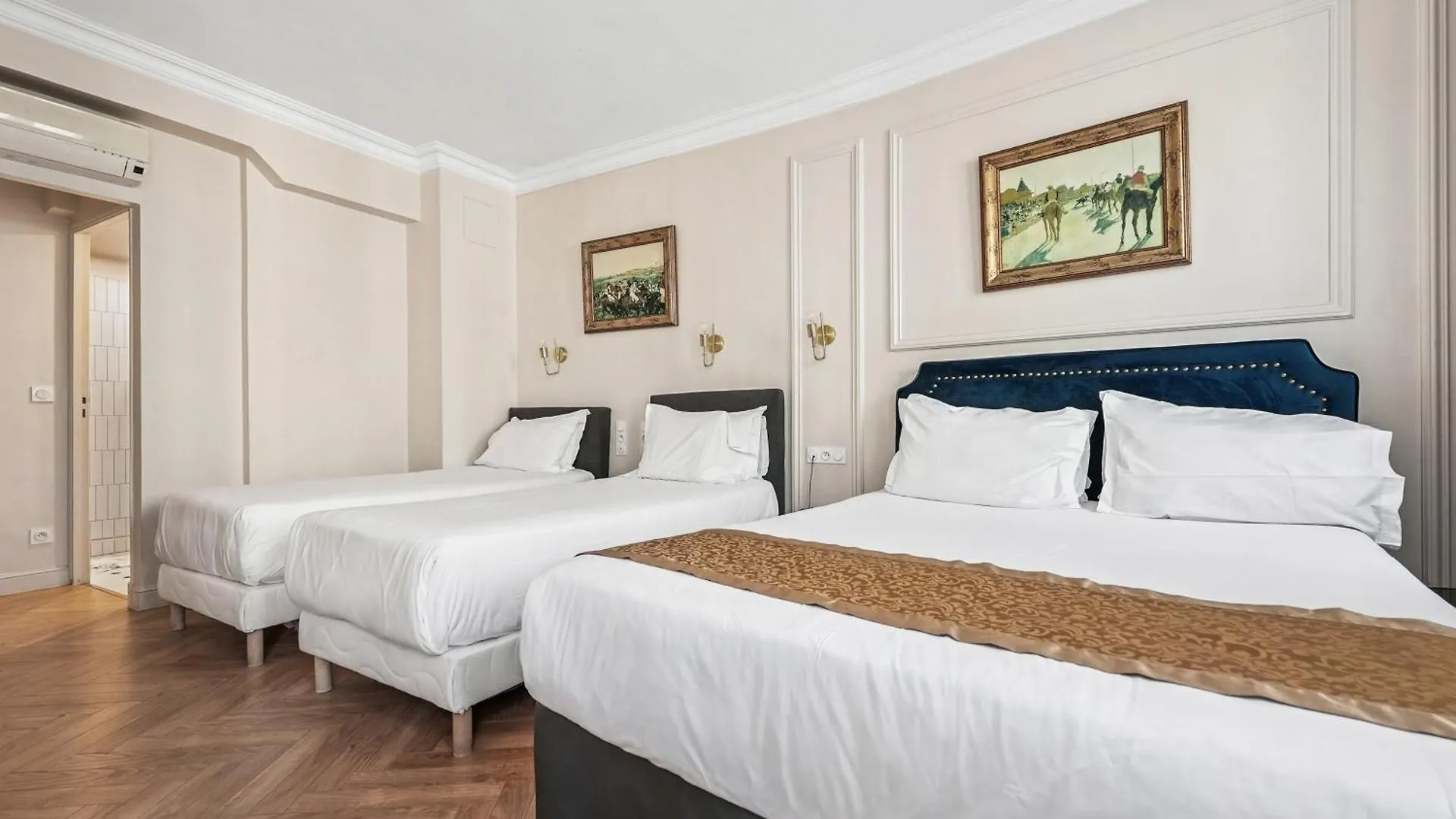 Hotel Le Clery Paris